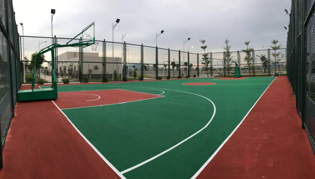 籃球場地鋪設(shè)成本，籃球場地面建設(shè)費用